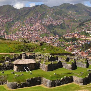 Fortaleza De Saqsaywaman